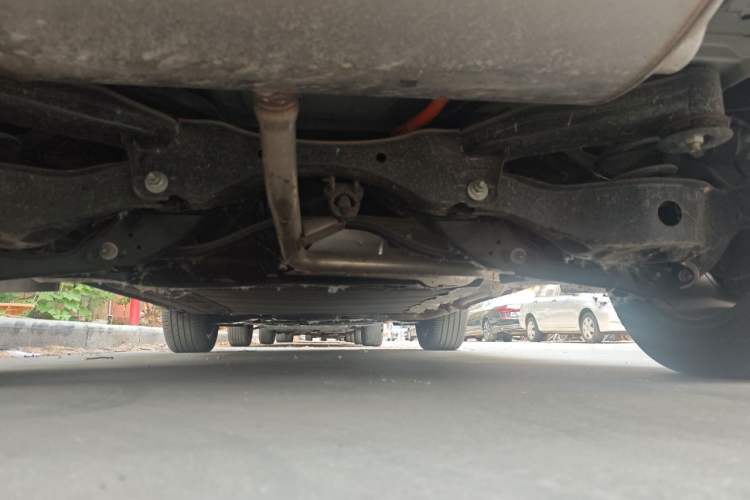 Used Venucia V DD-i 2023 110 km iE Version Chassis Rear