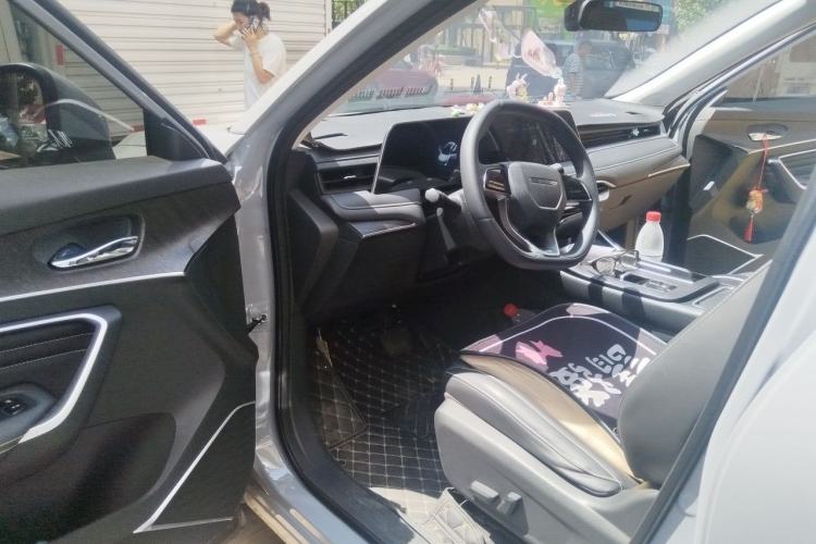 Used Venucia V DD-i 2023 60km iD Version Driver Seat