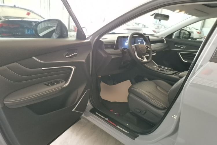 Used Venucia V DD-i 2023 60km iD Version Driver Seat