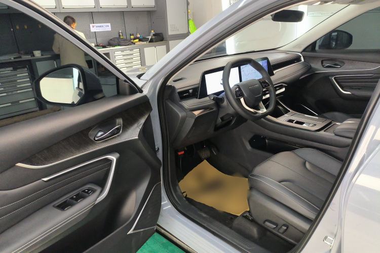 Used Venucia V DD-i 2023 60km iD Version Driver Seat