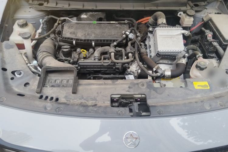 Used Venucia V DD-i 2023 60km iD Version Engine Bay