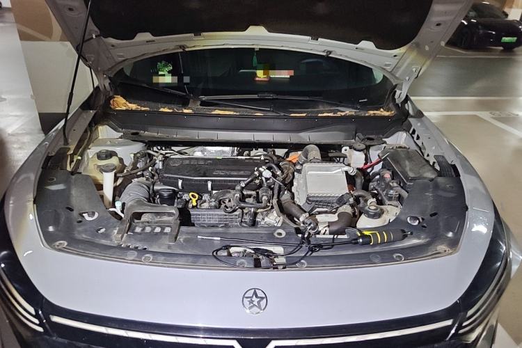 Used Venucia V DD-i 2023 60km iD Version Engine Bay