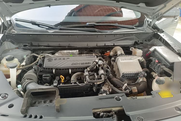 Used Venucia V DD-i 2023 60km iD Version Engine Bay
