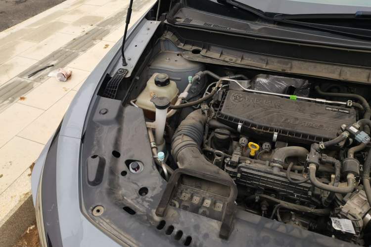 Used Venucia V DD-i 2023 60km iD Version Engine Bay Right