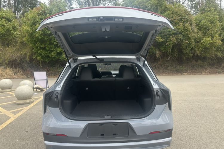 Used Venucia V DD-i 2023 60km iD Version Exterior 1