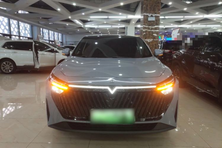 Used Venucia V DD-i 2023 60km iD Version Exterior 1