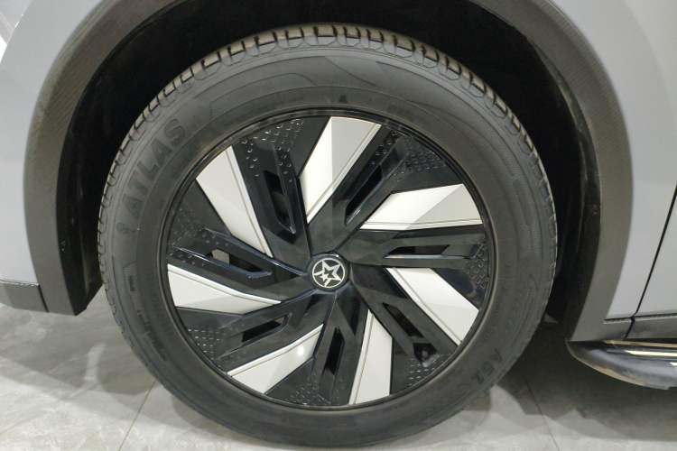 Used Venucia V DD-i 2023 110 km iE Version Exterior 7