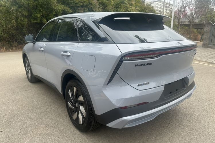 Used Venucia V DD-i 2023 60km iD Version Exterior 8