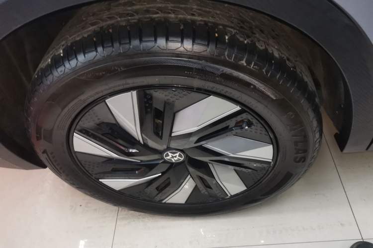 Used Venucia V DD-i 2023 60km iD Joy Ride Edition Exterior 8