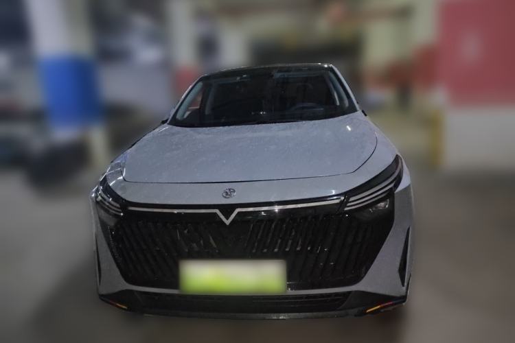 Used Venucia V DD-i 2023 110 km iE Version Front