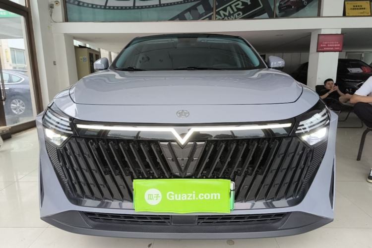 Used Venucia V DD-i 2023 110 km iE Version Front