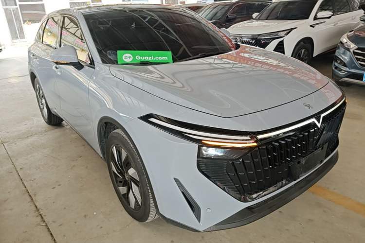 Used Venucia V DD-i 2023 60km iD Version Front Right 45 Deg