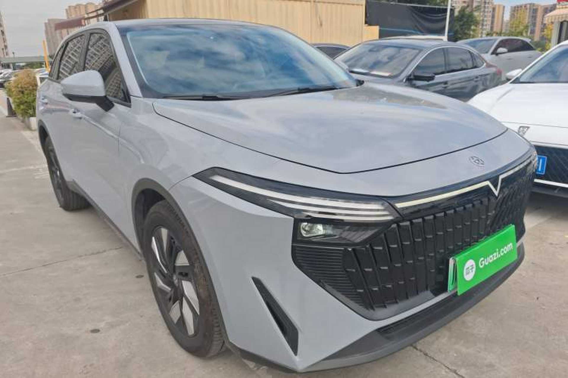 Used Venucia V DD-i 2023 60km iD Version Front Right 45 Deg