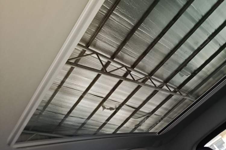 Used Venucia V DD-i 2023 60km iD Version Headliner