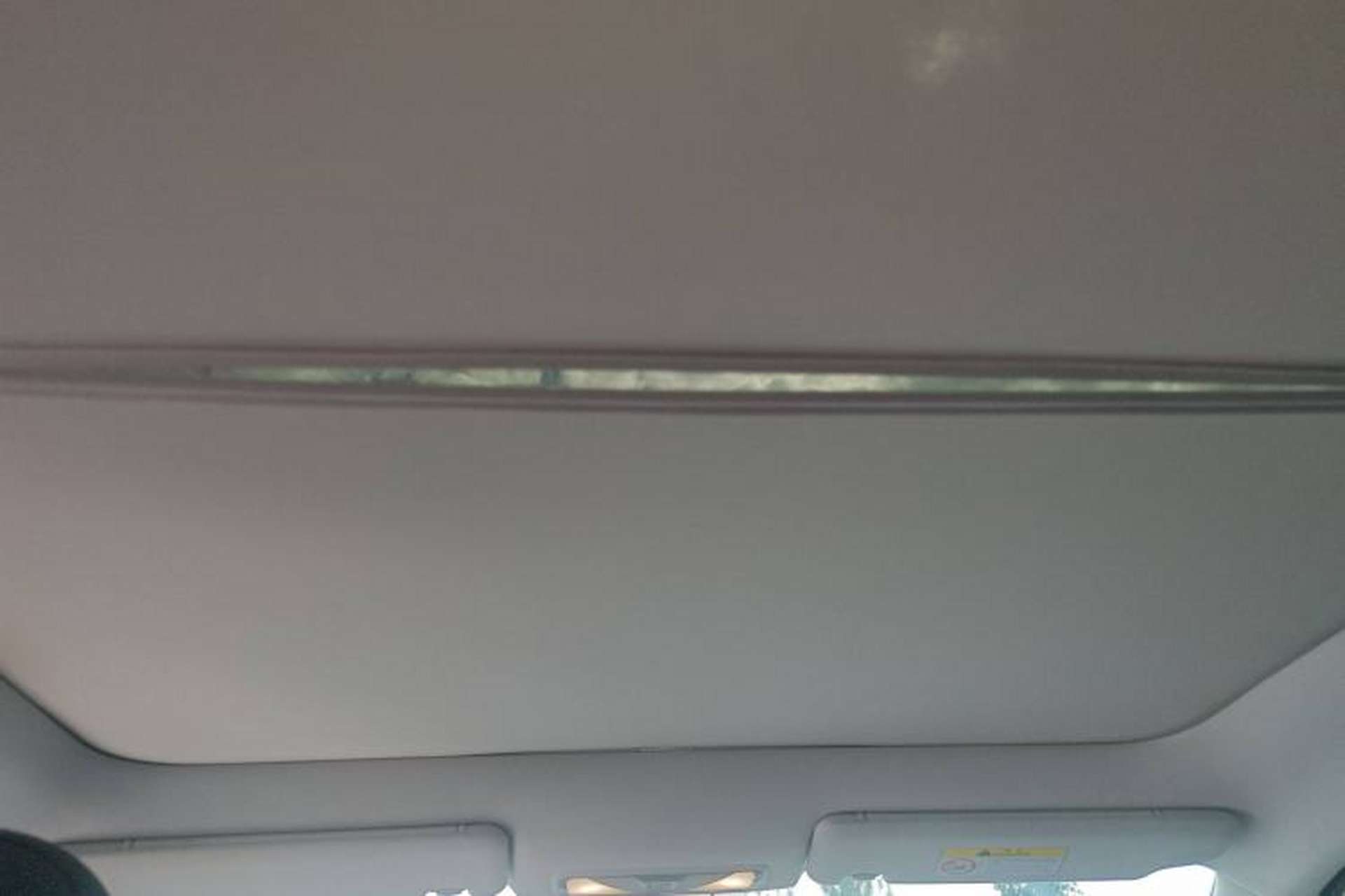 Used Venucia V DD-i 2023 60km iD Version Headliner