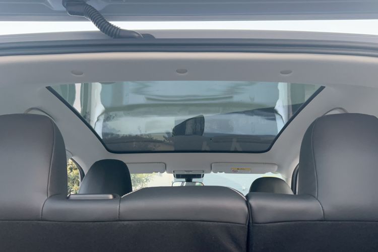 Used Venucia V DD-i 2023 110 km iE Version Headliner