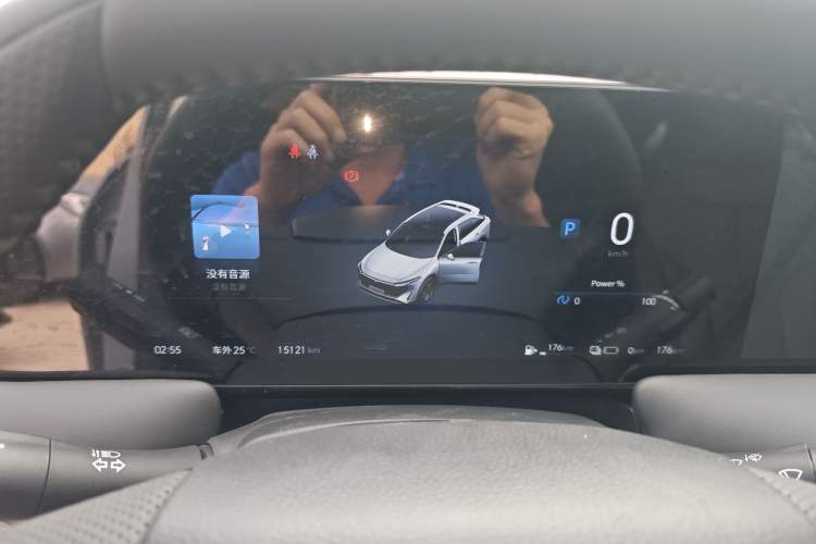 Used Venucia V DD-i 2023 60km iD Version Instrument Cluster