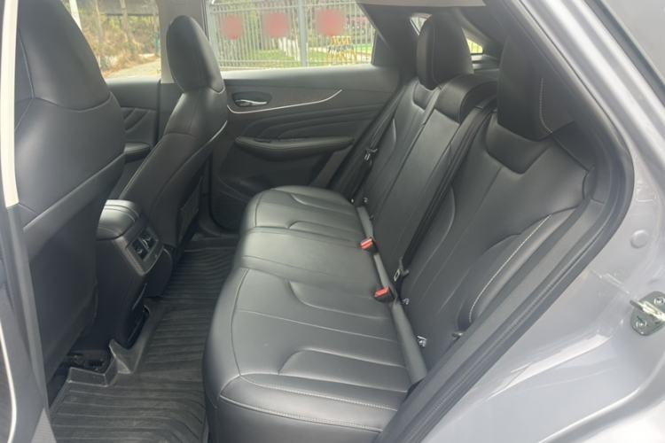 Used Venucia V DD-i 2023 60km iD Version Interior 2