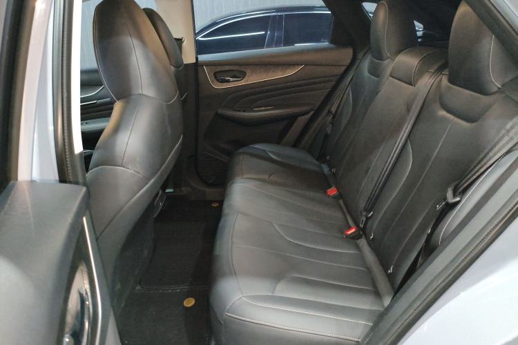 Used Venucia V DD-i 2023 110 km iE Version Interior 4