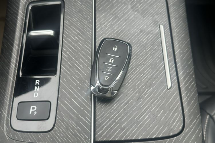 Used Venucia V DD-i 2023 60km iD Version Interior 6