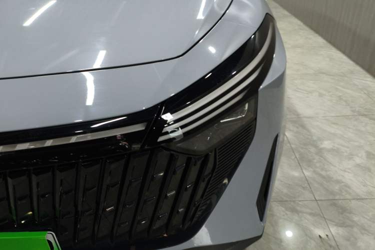Used Venucia V DD-i 2023 110 km iE Version Left Front Headlight