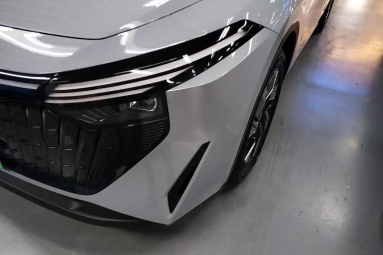 Used Venucia V DD-i 2023 60km iD Version Left Front Headlight