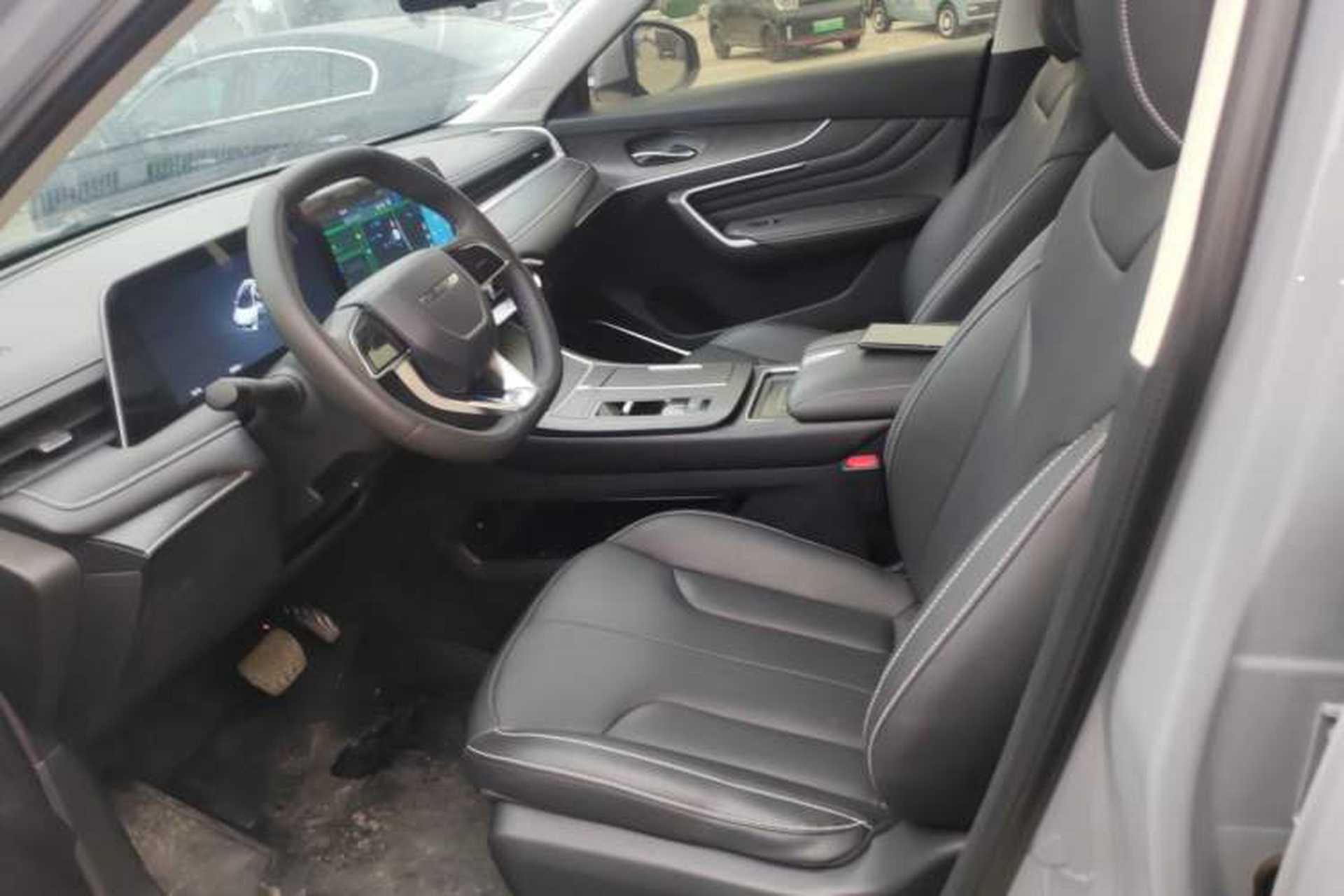 Used Venucia V DD-i 2023 110 km iE Version Left Front Seat