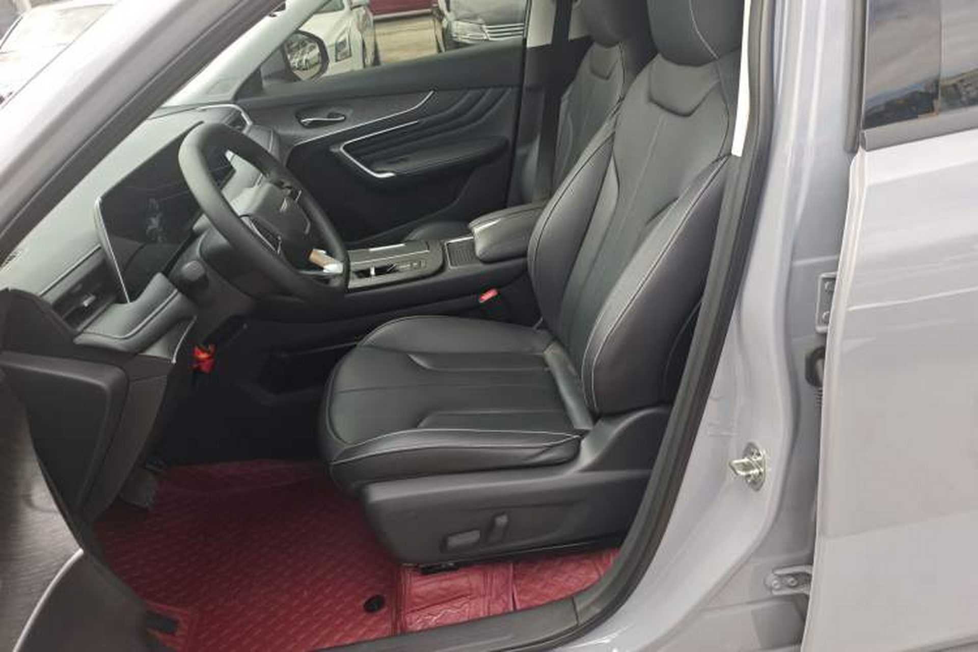 Used Venucia V DD-i 2023 60km iD Version Left Front Seat