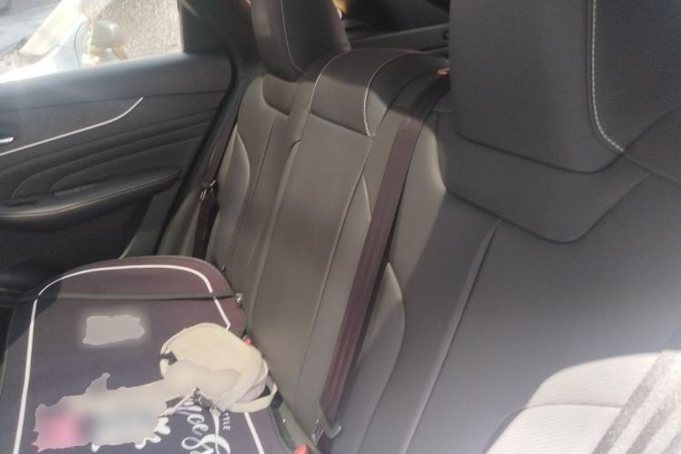 Used Venucia V DD-i 2023 60km iD Version Left Rear Seat