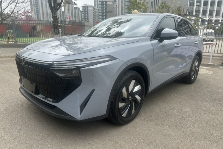 Used Venucia V DD-i 2023 60km iD Version Guazi used car, China used car export, Used car for sale, Used Venucia cars, Cheapest cars for sale