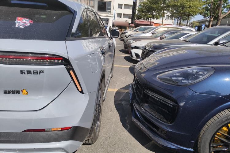 Used Venucia V DD-i 2023 60km iD Version Right Rear Taillight