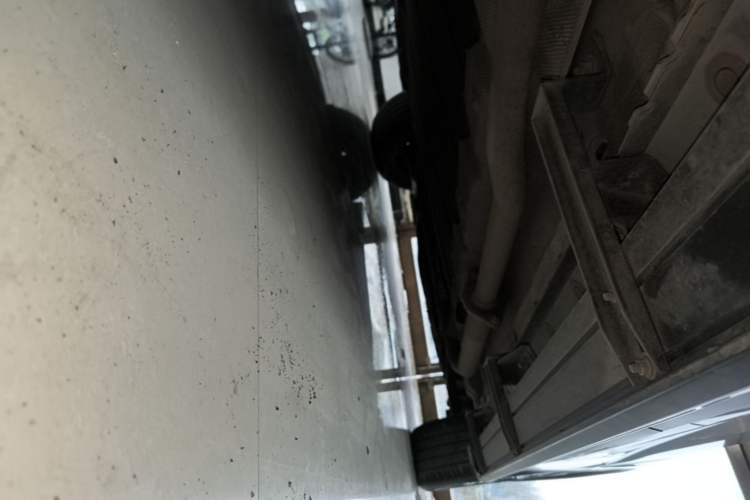 Used Venucia V DD-i 2023 110 km iE Version Right Side Sill