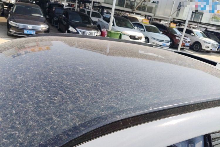 Used Venucia V DD-i 2023 110km iT Version Roof