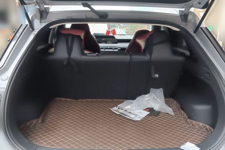 Used Venucia V DD-i 2023 60km iD Version Trunk