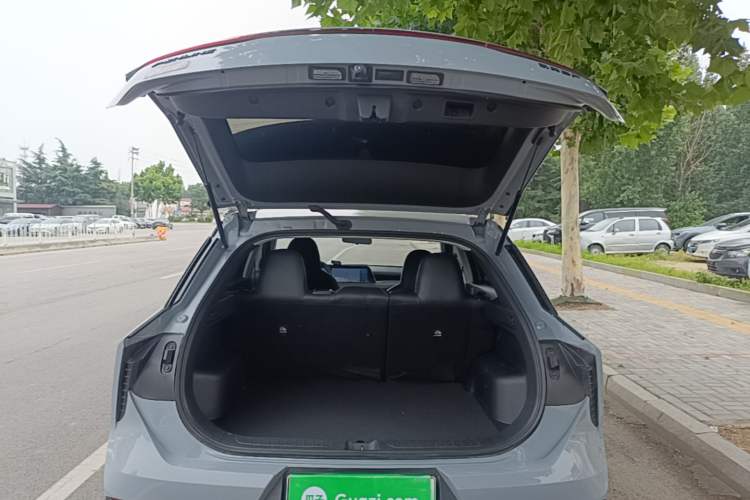 Used Venucia V DD-i 2023 110 km iE Version Trunk