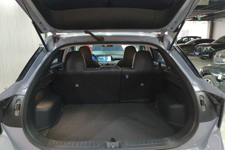 Used Venucia V DD-i 2023 110 km iE Version Trunk