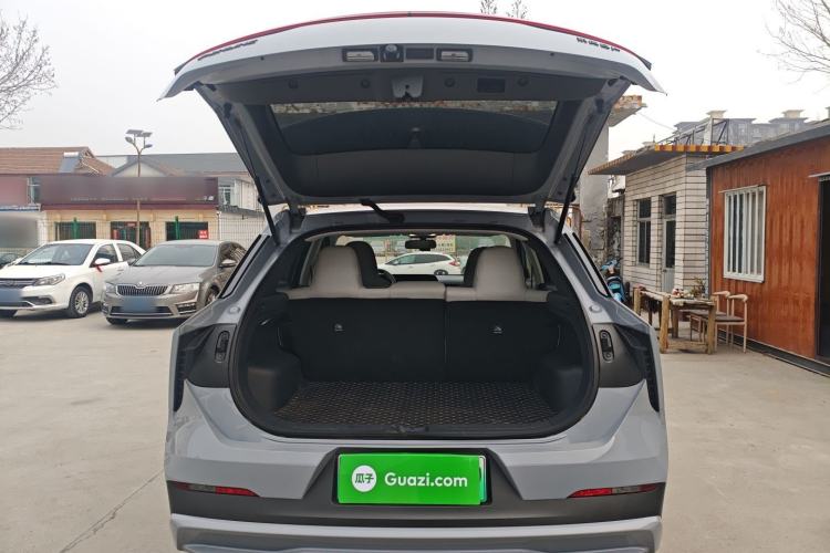 Used Venucia V DD-i 2023 110 km iE Version Trunk