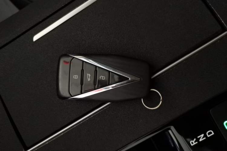 Used Venucia V DD-i 2023 60km iD Version Vehicle Key