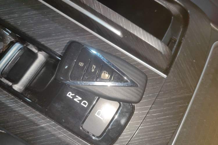 Used Venucia V DD-i 2023 60km iD Version Vehicle Key