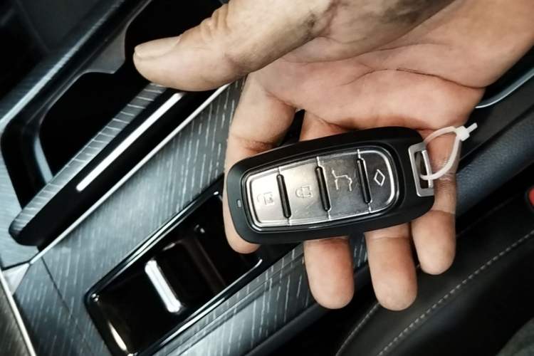 Used Venucia V DD-i 2023 60km iD Version Vehicle Key
