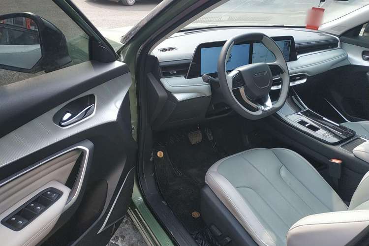 Used Venucia V DD-i 2023 110 km iE Version Driver Seat