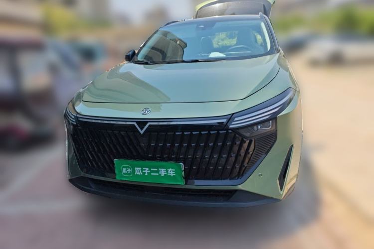 Used Venucia V DD-i 2023 110km iT Version Front