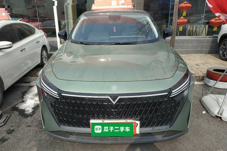 Used Venucia V DD-i 2023 110 km iE Version Front