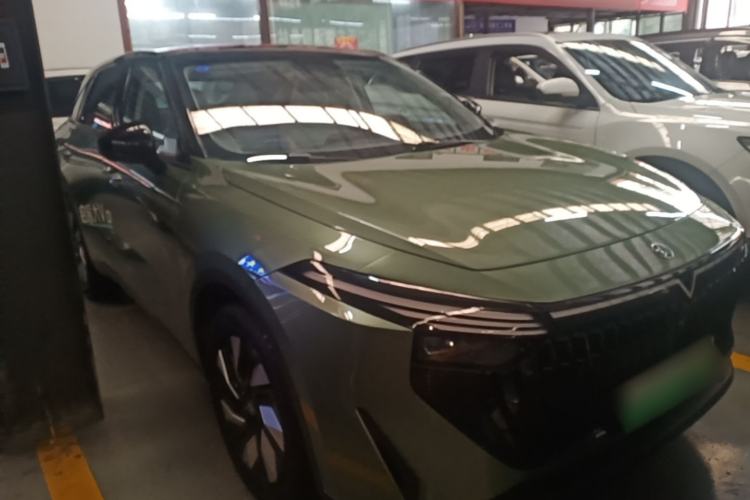 Used Venucia V DD-i 2023 110 km iE Version Front Right 45 Deg