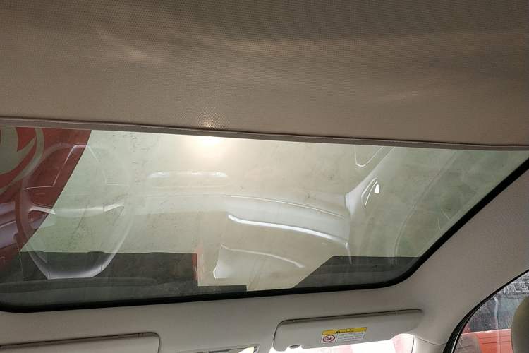 Used Venucia V DD-i 2023 110 km iE Version Headliner