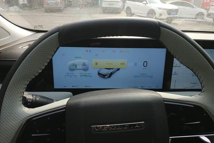 Used Venucia V DD-i 2023 110 km iE Version Instrument Cluster