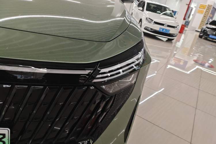 Used Venucia V DD-i 2023 110 km iE Version Left Front Headlight