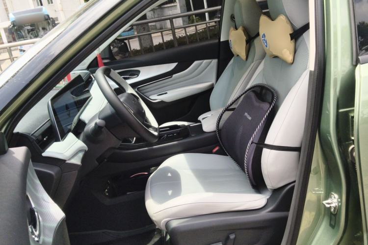 Used Venucia V DD-i 2023 110km iT Version Left Front Seat