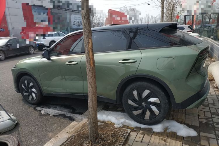 Used Venucia V DD-i 2023 110 km iE Version Left Side