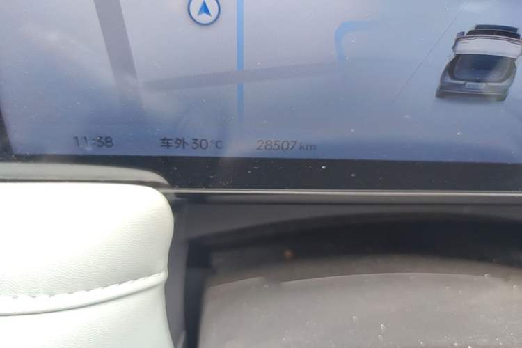 Used Venucia V DD-i 2023 110 km iE Version Odometer Close Up